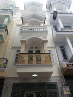 chinh chu can tien dau tu ban gap nha 480 13 3 ma lo binh hung hoa a binh tan gan ngay tan ky tan quy le van quoi r n dien tich  4x15m cong nhan du 60m2 khong lo gioi r n ket cau  1 tret 2 lau  san thuong phong khach bep gieng troi thoang mat r n khu dong