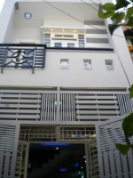 chinh chu ban nha 1 tret 1 lau dt  85m2 hem 5m huong tay truong phuoc phan