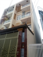 nha dep 45x22m 4 tam 5 pn nha trong vao o ngay kip don tet mau tuat