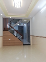 ban nha moi 4 tam so hong rieng duong binh tri dong