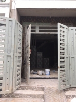 nha 1 tret 2 lau 2pn co gieng troi san phoi duong le van quoi