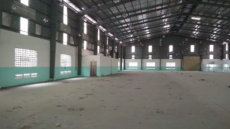 cho thue gap kho xuong mat tien an phu dong quan 12 dien tich 1 600m2 gia re cua khu nay