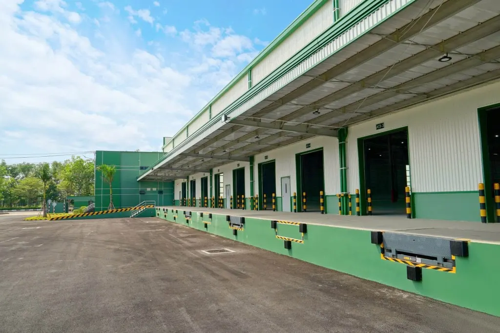 Cho thuê nhà xưởng từ 2.800m2 đến 10.000m2 tại KCN Bến Lức, Long An