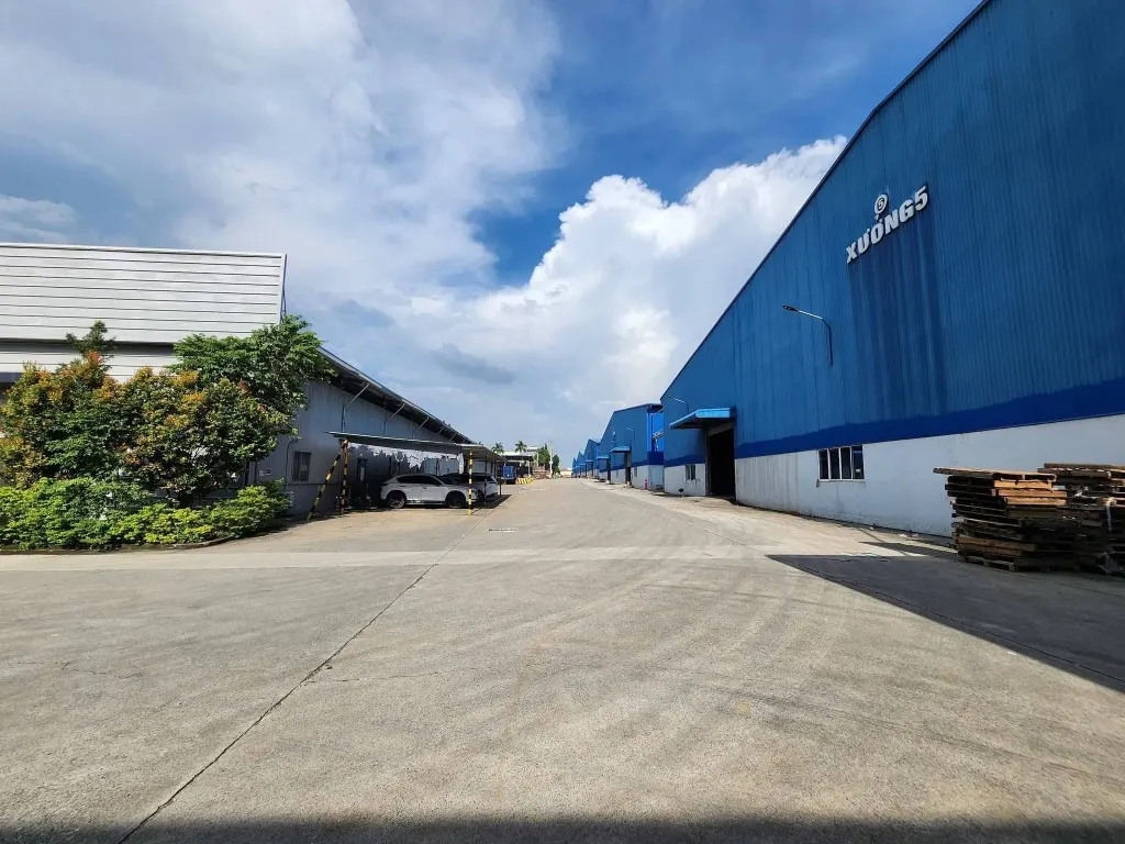 Cho thuê nhà xưởng 27.000m2 tại Tân Uyên, Bình Dương