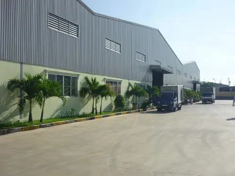 ban nha xuong tai kcn nam tan uyen binh duong